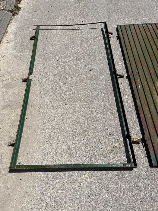 Portão/ Porta em Chapa (L90cm x A180cm)