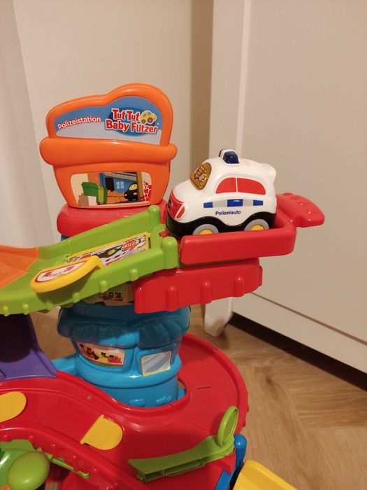 Stacja policyjna Tut Tut Vtech
