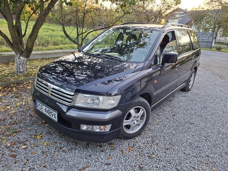 Mitsubishi Vagon 6 osobowy