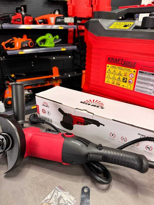 Кутова шліфувальна машина болгарка 950Вт/125 мм з регулюванням обертів