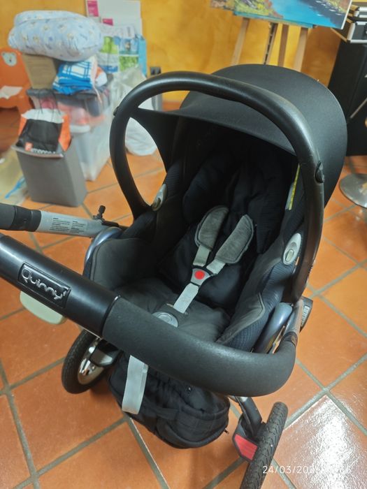 Vendo carrinho de bebé multifuncional 3 em 1