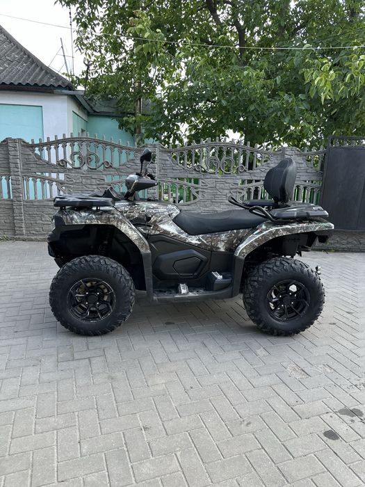 CFMOTO 520L EPS 4+4 .