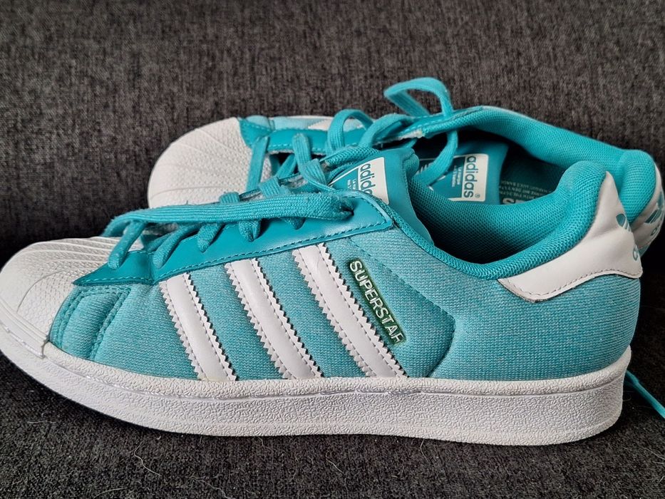 Tenis n 37 1/2 da adidas