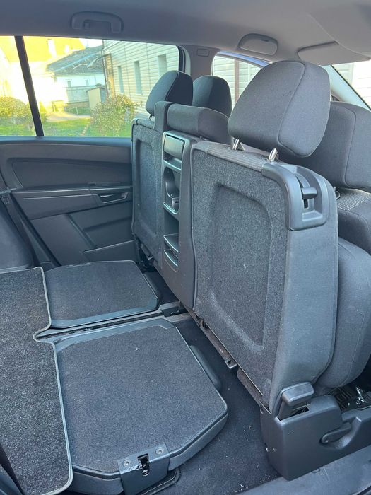 Продам OPEL ZAFIRA 1.9 150к.с 2008 рік