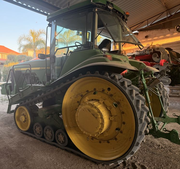 John Deere 8200T União de Freguesias da cidade de Santarém • OLX.pt