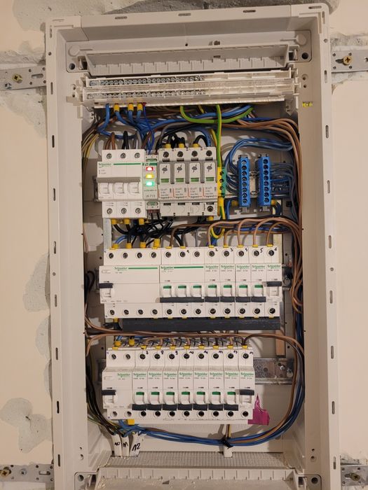 Elektryk Warszawa, Pomiary, awarie, podłączenia płyt, termowizja