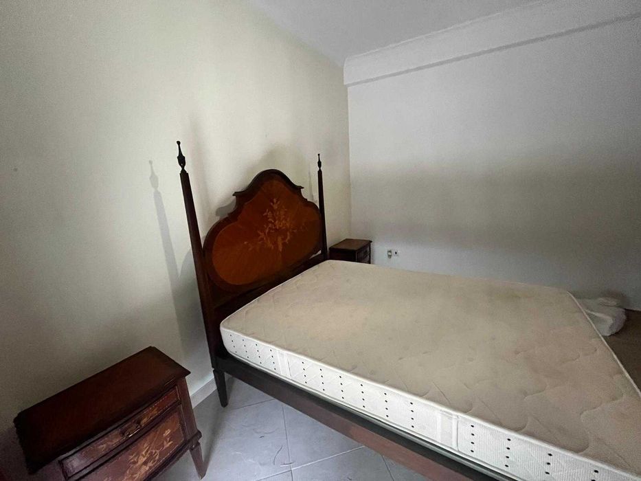 Quarto de Estilo  antigo completo