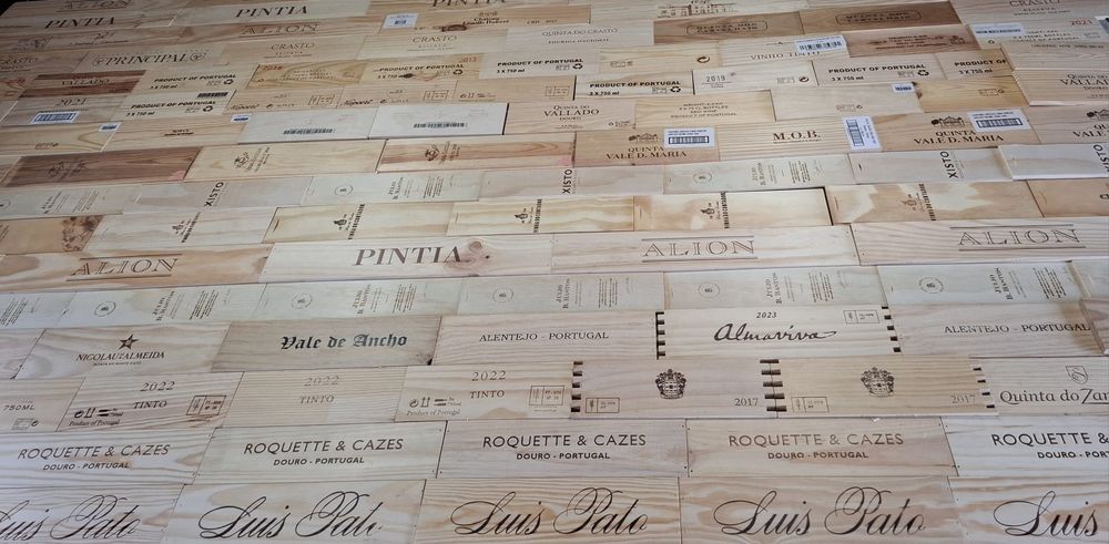 Caixas madeira de vinho