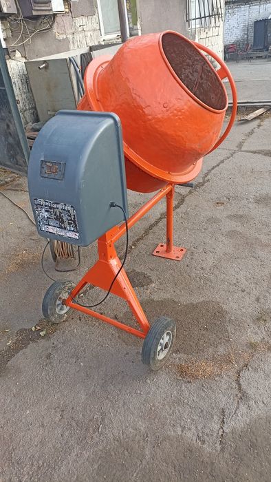 Прокат, оренда бетономішалки