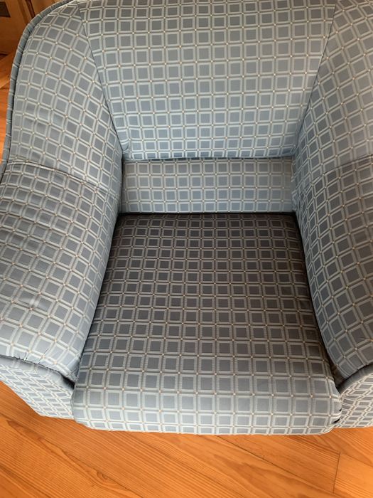 Conjunto sofa 2 lugares + 2 poltronas 1 lugar