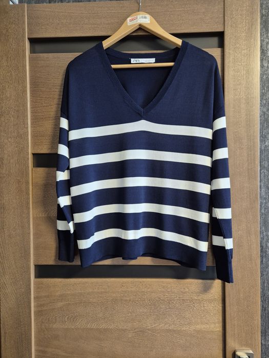 Zara светр жіночий, розмір S