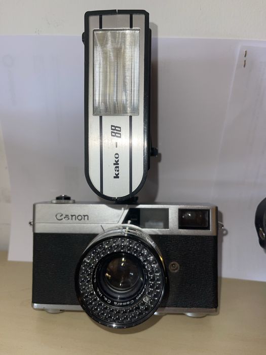 Canon Canonet Mk1 - 1960's Rangefinder Camera + Flash + case