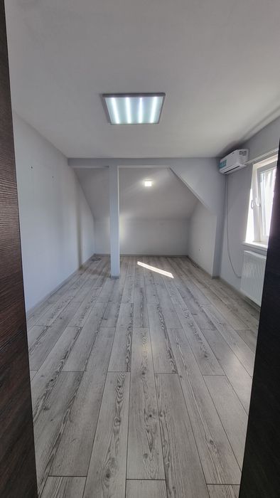 Оренда офісних приміщень в центрі м. Хуст