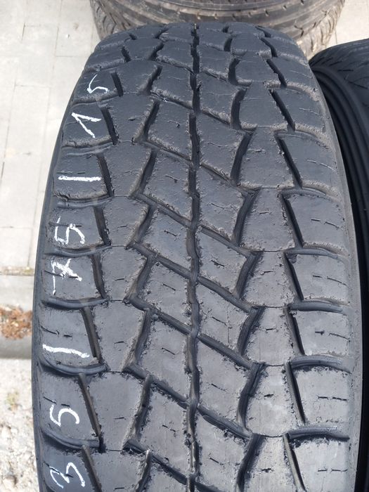 2x Opony Używane Całoroczne 235/75R15 Matador