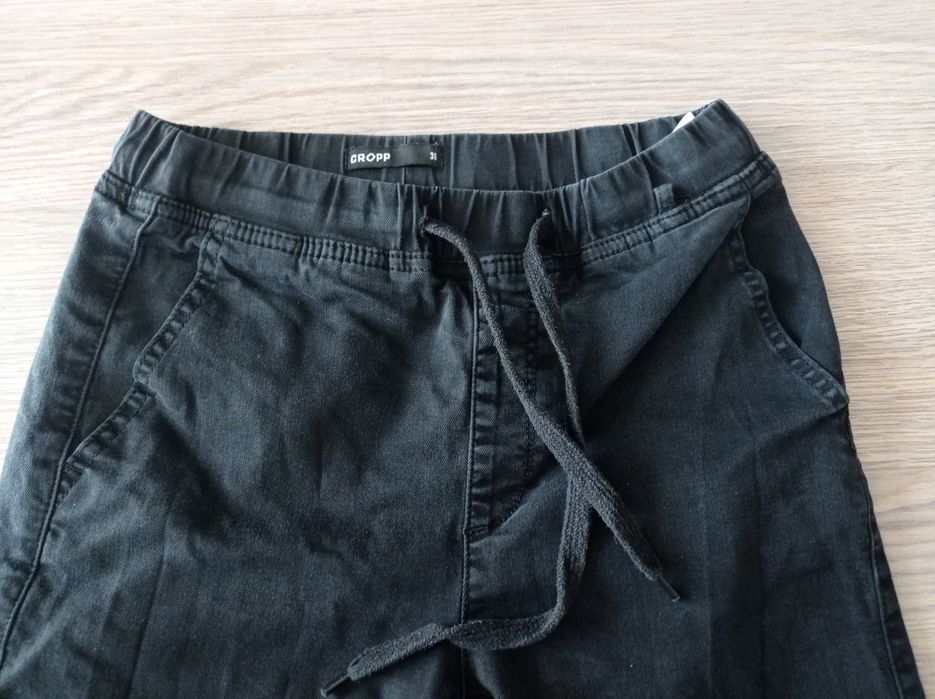Joggery, bojówki r. 36 Cropp