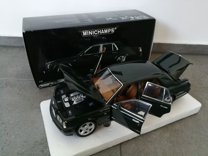 Miniatura Bentley Arnage 1:18 Minichamps