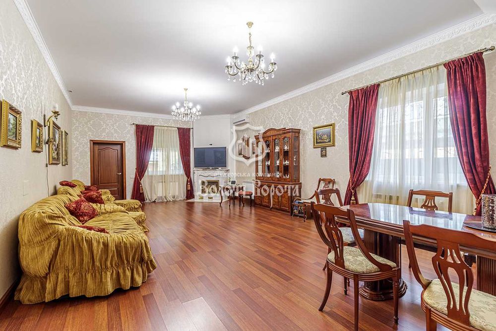 Будинок 2 поверхи, 5,8 сотки. Дизайнерський ремонт. с. Підгірці, озеро