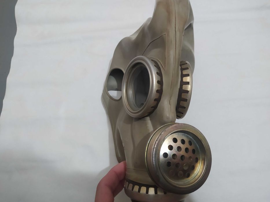 Противогаз пмг2 ,полный комплект