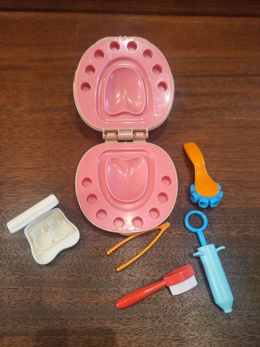 Zestaw dentysta do zabawy z ciastolina