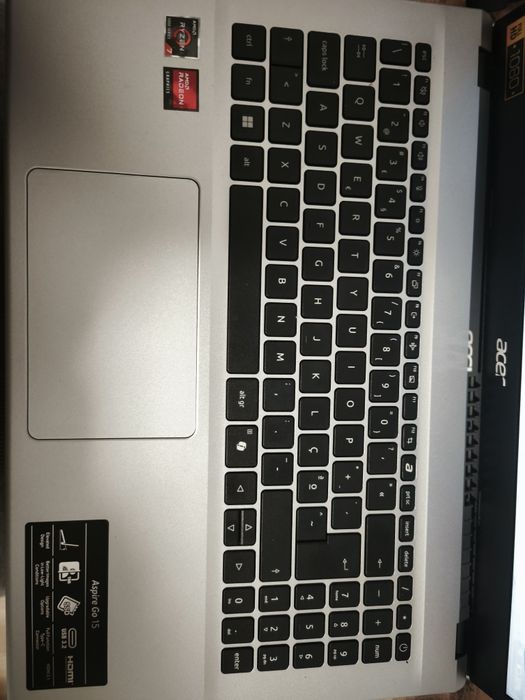 Portátil Arce aspire Go