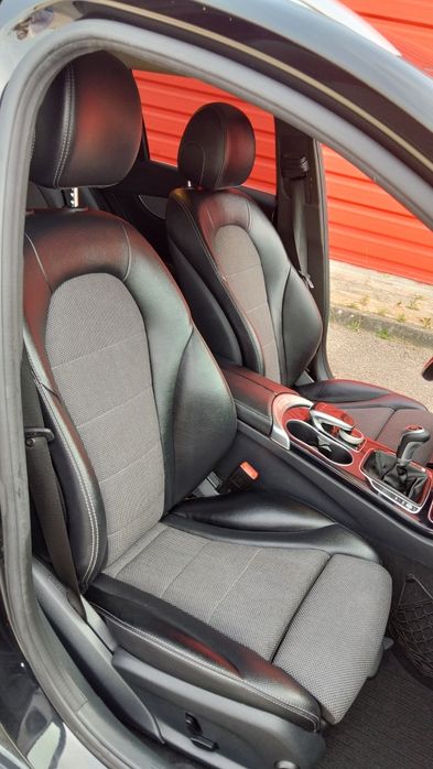 Mercedes-Benz C 220 — fotografia 10