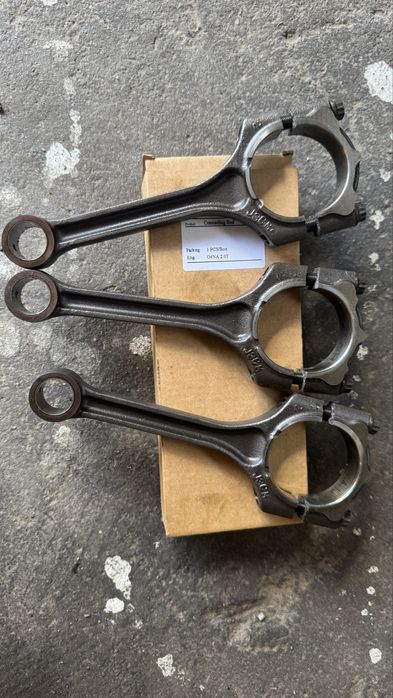 Шатуни двигуна КІА К5