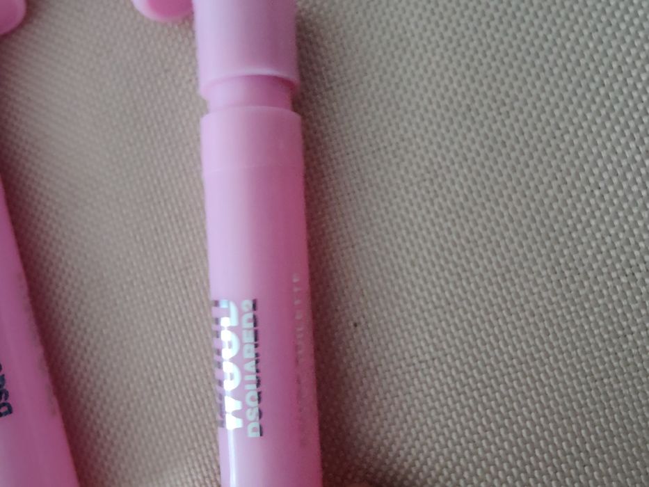 43 sztuki próbek Dsquared2 Wood Pour Femme EDT W 1ml