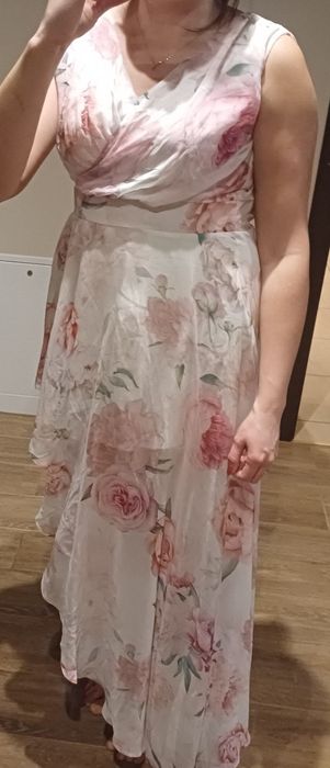 Sukienka długa w kwiaty