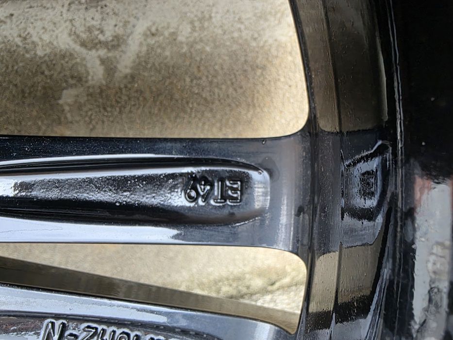 Felgi aluminiowe 18 Mercedes oryginalne + opony zimowe
