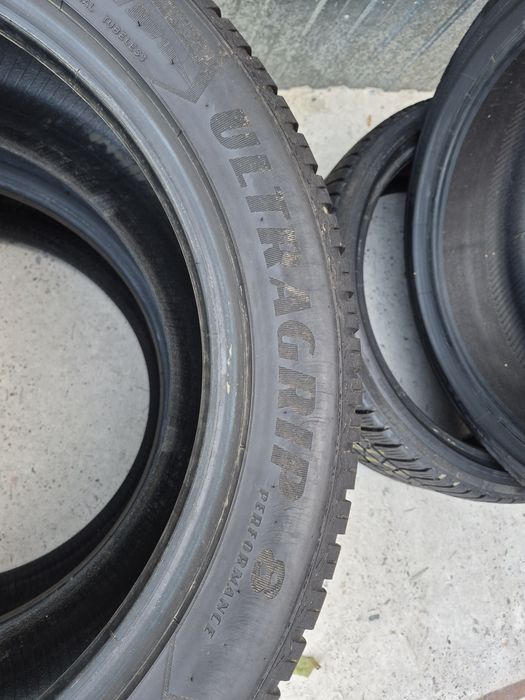 Opony  zimowe Goodyear UltraGrip⁸ 2 sztuki 285/45/20
