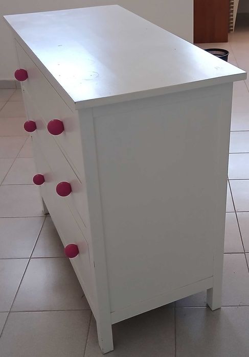 Vendo Cómoda Hemnes com 3 gavetas