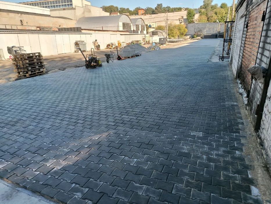 Профессиональная укладка тротуарной плитки. НДС