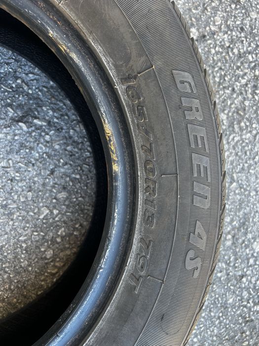Vende pneus semi novos