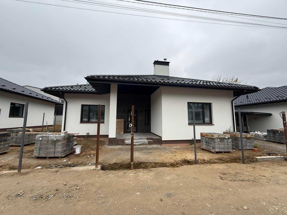 Продаж будинку в Шкуринцях 0627