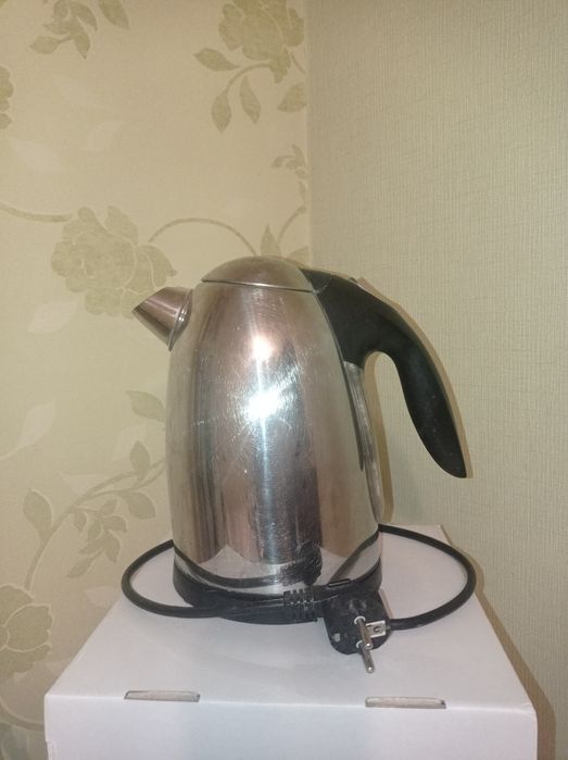 Електрочайник на запчастини / ремонт