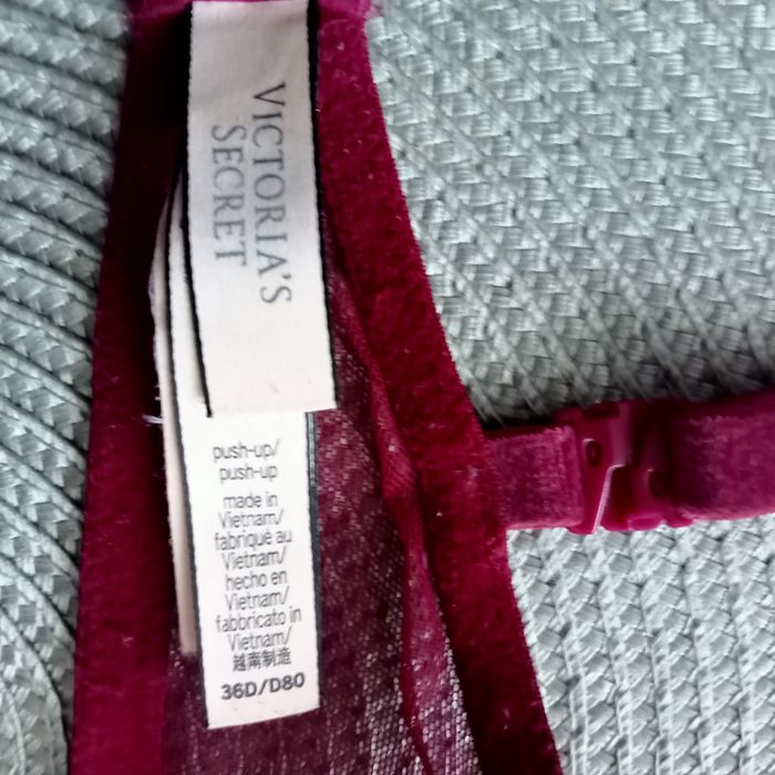 Biustonosz push up, koronkowy, bordo Victoria's Secret 80D