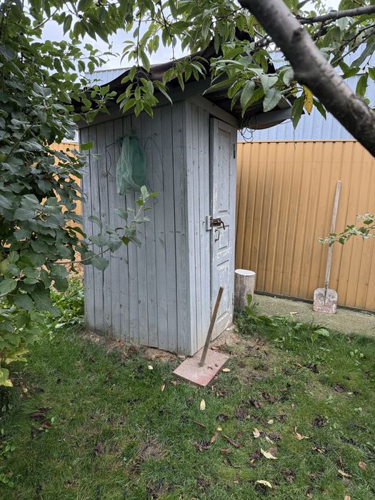 Туалет уличный            .