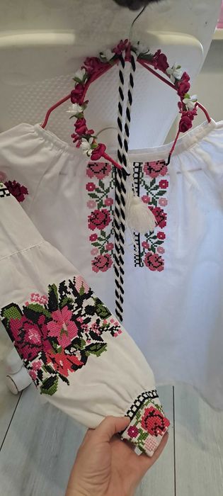 Вишиванка для дівчинки 7-9 років, сорочка