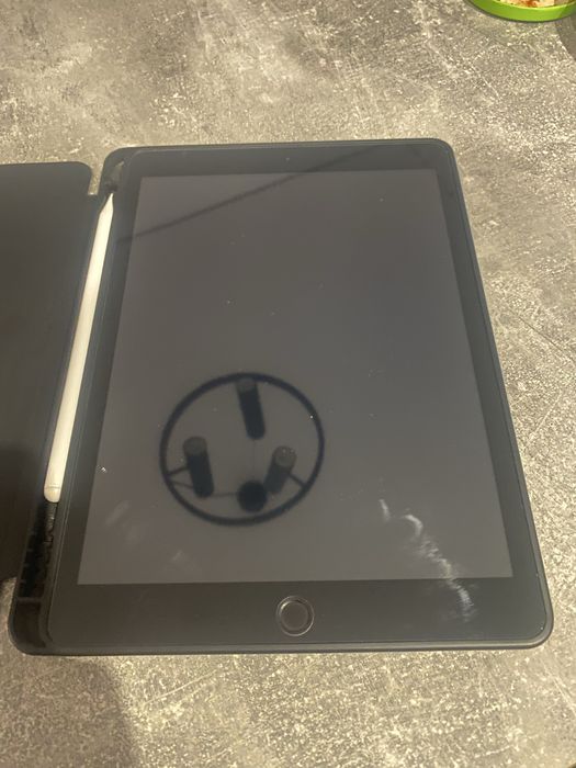 iPad 7 Generation 32GB Wi-Fi