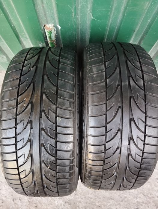 Пара літніх шин Bridgestone 215/40/16