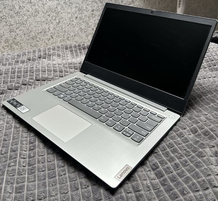 Lenovo ideapad 3 14il05