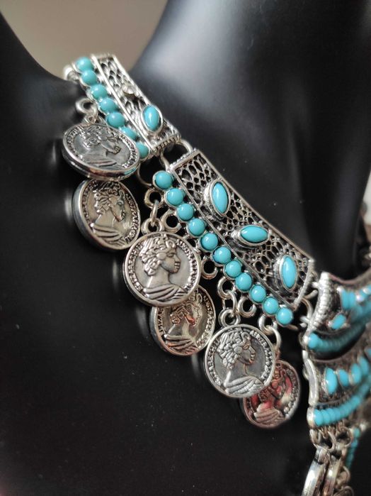 Naszyjnik w stylu boho z niebieskimi kamieniami
