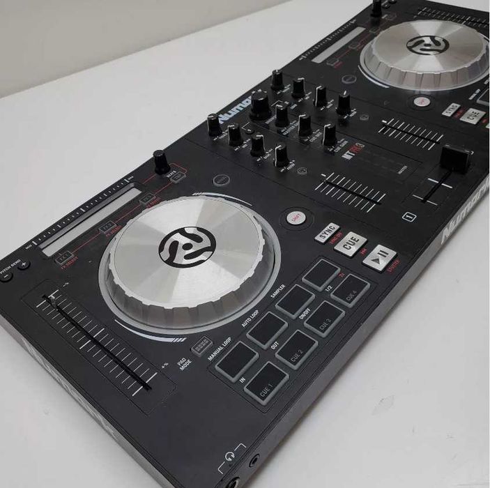 Numark Serato MT Pro 3 Mixer Микшер DJ пульт: 5 999 грн. - Студійне ...