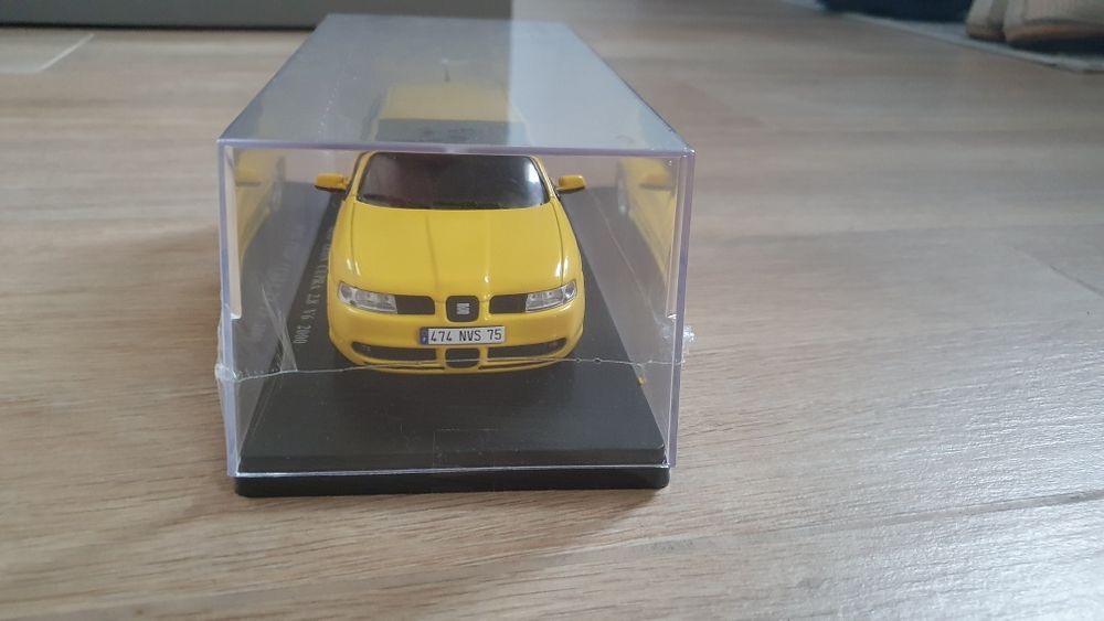 Seat Leon Cupra model zabawka  w skali 1:24