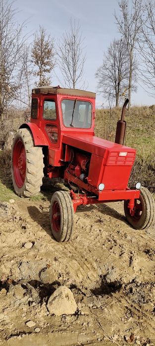 Продам трактор Т-40