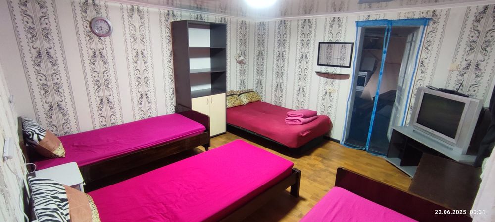 Жильё посуточно - комнаты - номера у моря