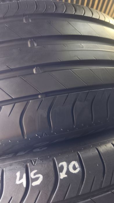 Pneus 245/45/20 Dunlop E