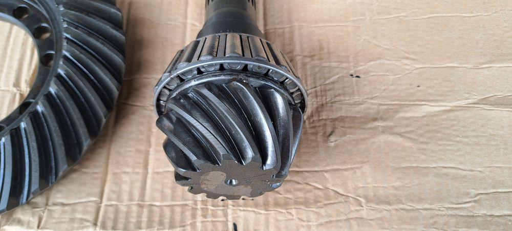 Most Zf apl 1552, apl 1551 koło talerzowe wałek atakujący 12/36 części