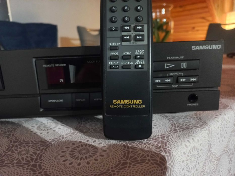 Cd Hi fi Samsung z pilotem
