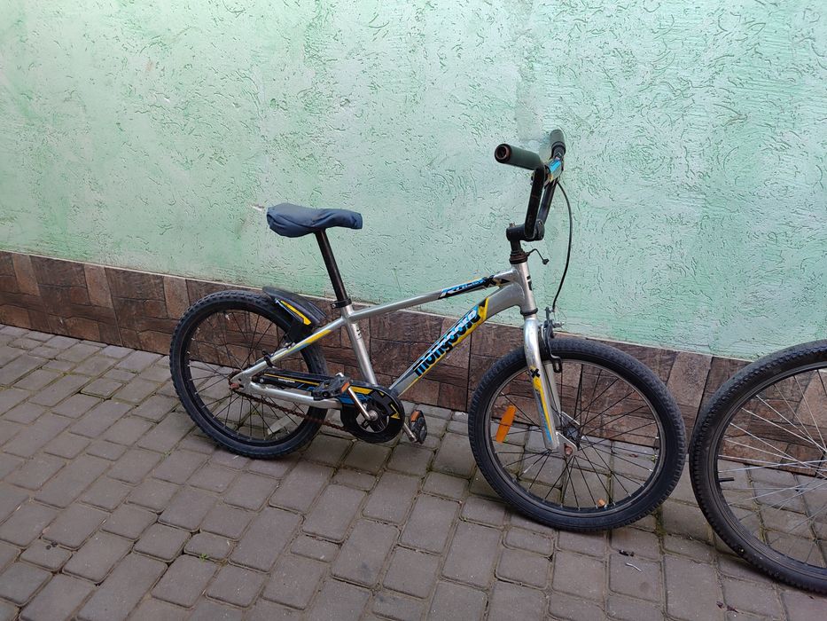 Велосипед підлітковий 20" колеса